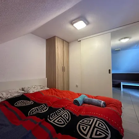 Διαμέρισμα - 33 Kej *